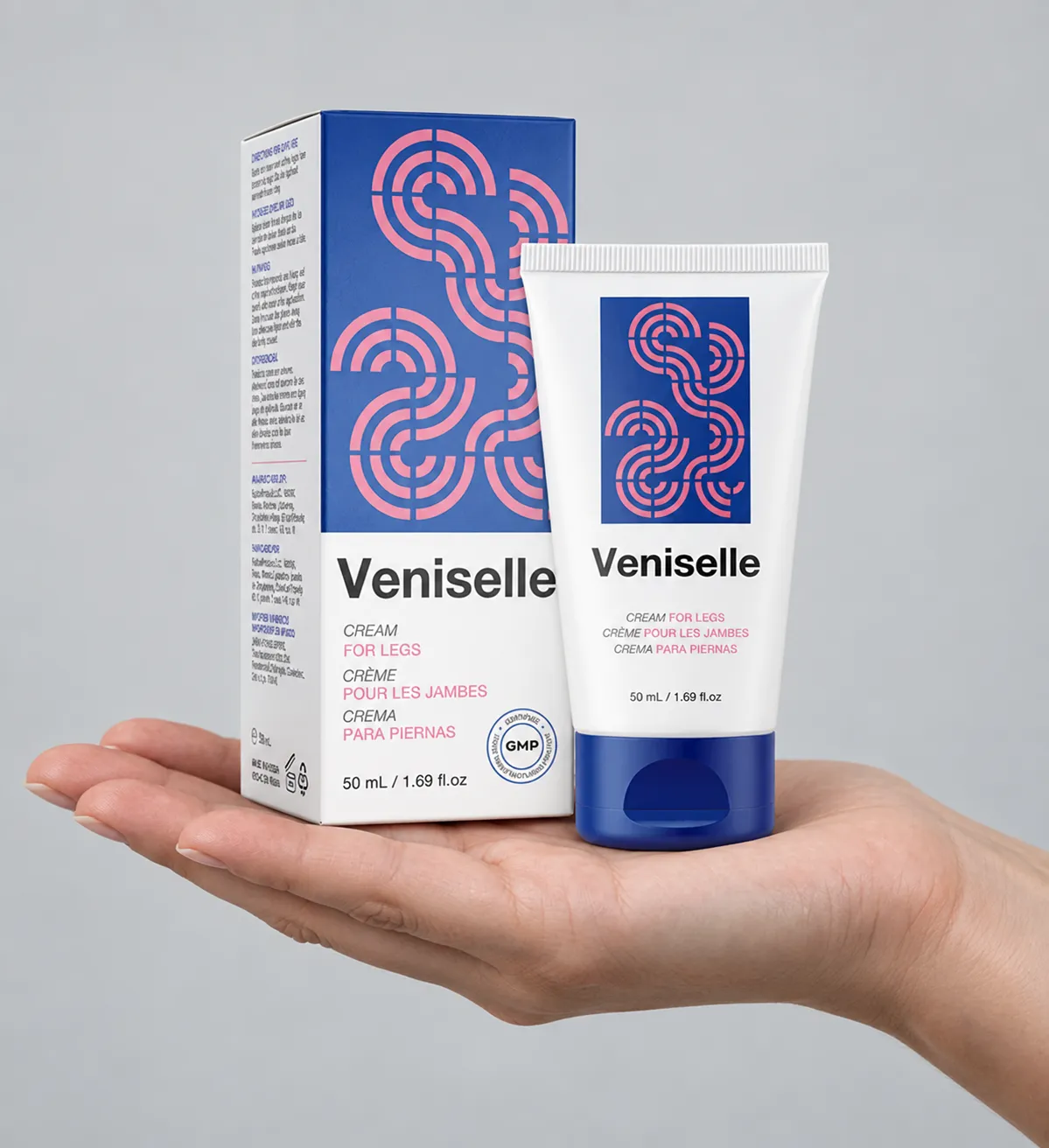 Veniselle — the package held in a hand